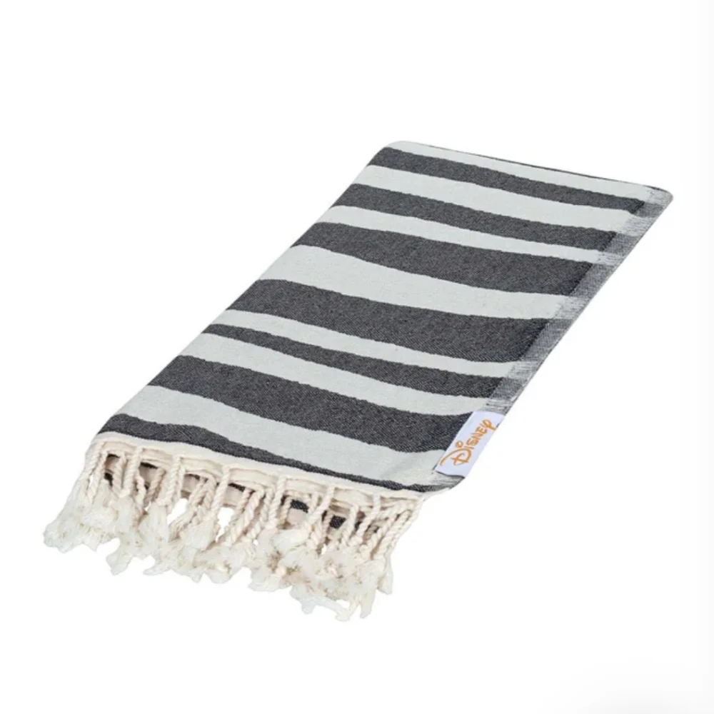 SAND CLOUD DISNEY BEACH TOWEL PRICE IS FIRM